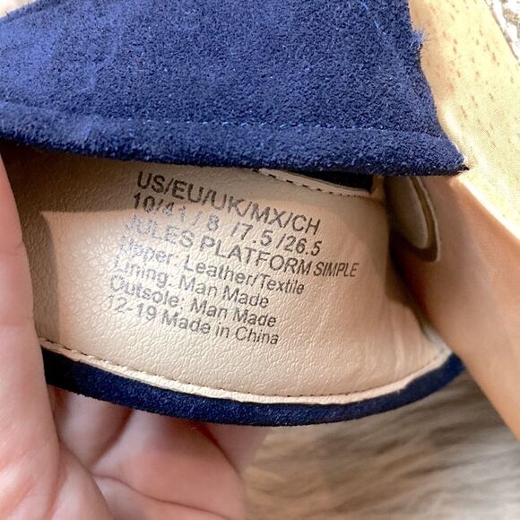 KENNETH COLE NEW YORK
Jules Suede Espadrille Platform Simple Sandals in Navy - Picture 6 of 13